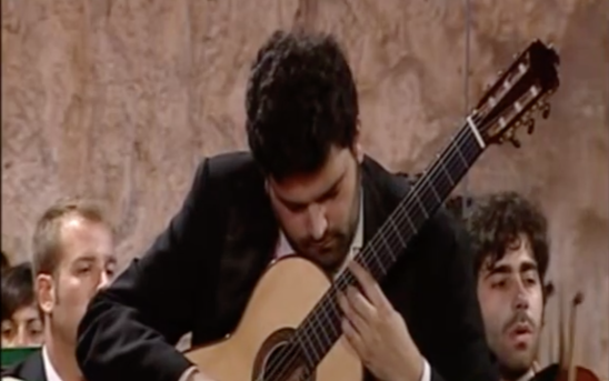 Vicente Coves Plays 'Aranjuez' in a Cave