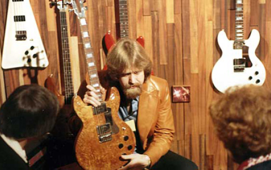 Travis Bean dies at 63; innovative guitar-maker