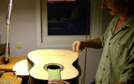 Luthier: Ariel Ameijenda