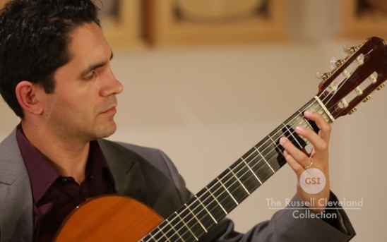 Tavi Jinariu - Segovia's Guitar