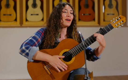Tara Rose Davison sings Viardot & Berman (Viuda y Sobrinos de Esteso and Hachez)