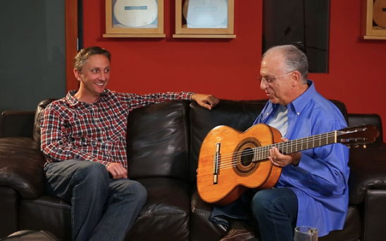 Pepe Romero plays Hijos de Melchor Moya