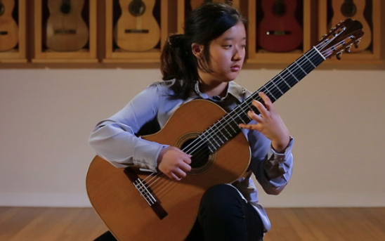 Jennifer Kim - Una Limosna Por El Amor De Dios (2005 Blochinger)