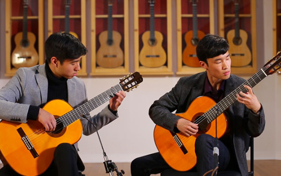 Park Brothers play Hauser and Ramirez