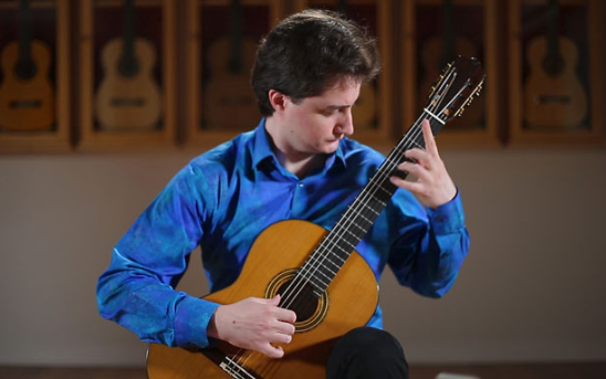 Alexander Milovanov plays Bach Prelude (2015 Christopher Dean)