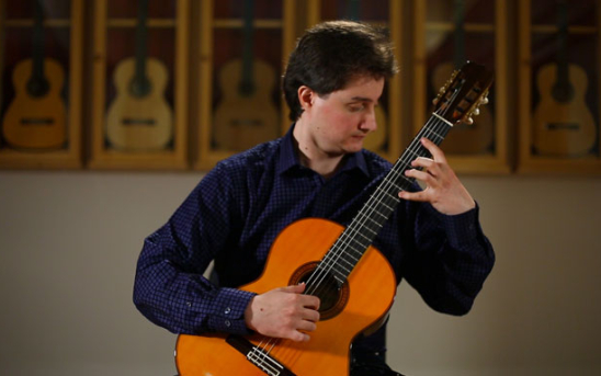 Alexander Milovanov - Bach Chaconne (Ramirez 1a C650-A)