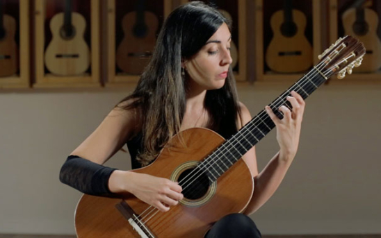 Andrea Gonzalez Caballero plays 2014 Pepe Romero Jr.