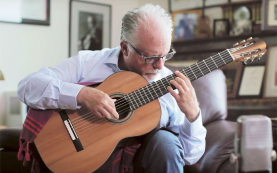 Pepe Romero plays the Blochinger Pine Guitar