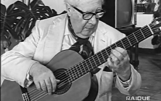 Segovia plays the 1969 Ramirez