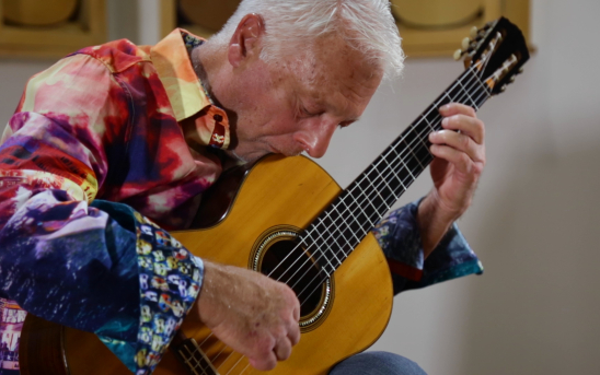 Angel Romero plays his 1926 Hermann Hauser I