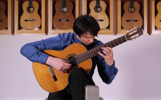 Vasiliy Antipov plays 1968 Fleta and 2016 Romero