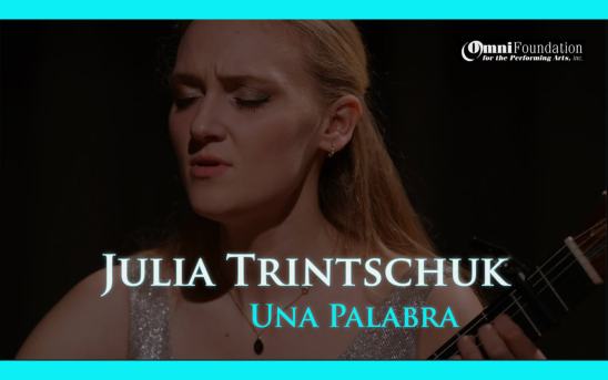 Julia Trintschuk canta e interpreta “Una palabra” de Carlos Varela