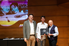 Vicente Coves, Juan Fregenal (1st prize - flamenco) and Juan Grecos (of RC Strings)