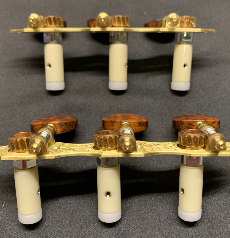 The back of Alessi Tuning Machines - Hauser 4 Brass Plates / Snakewood Buttons