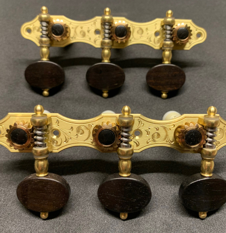 The front of Alessi Tuning Machines - Hauser 5 Brass Plates / Ebony Buttons
