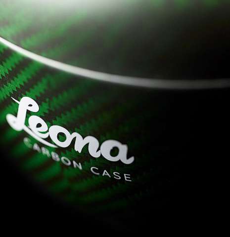 Leona Carbon fiber case logo