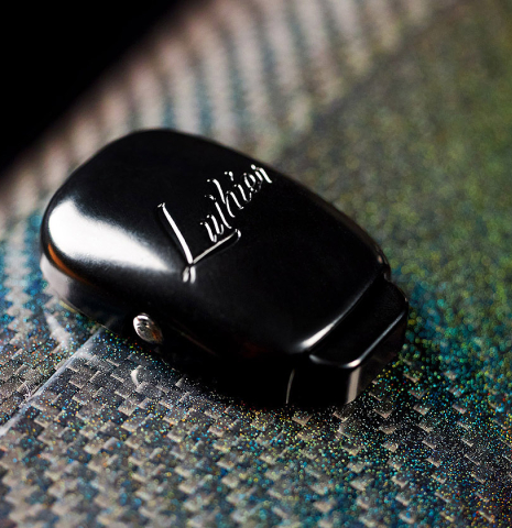 Latch of Leona carbon fiber case