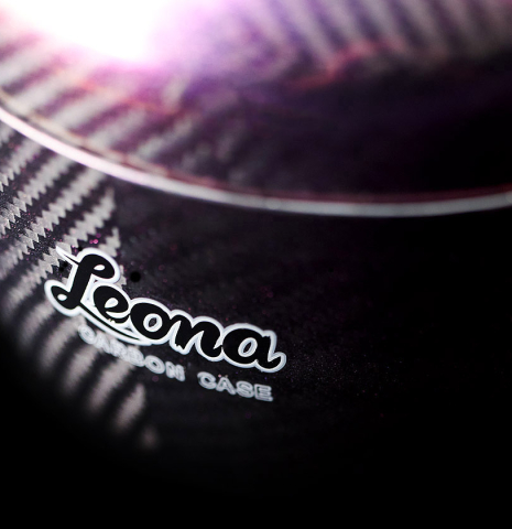 Leona Carbon fiber case logo