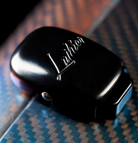 Latch of Leona carbon fiber case