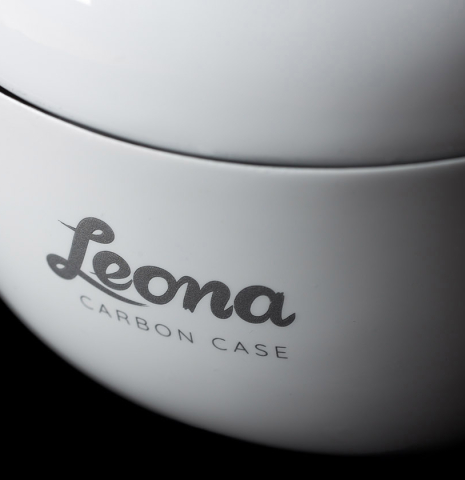 The logo on a “Luthier Series Carbon Case” by Leona Cases - White