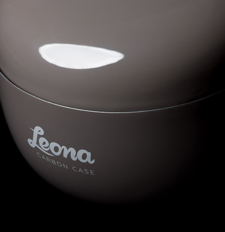 Leona Carbon fiber case logo