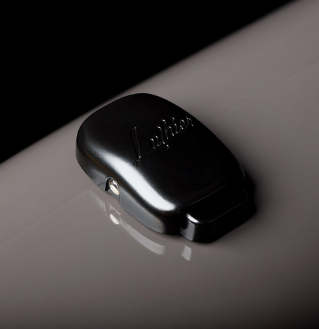 Latch of Leona carbon fiber case