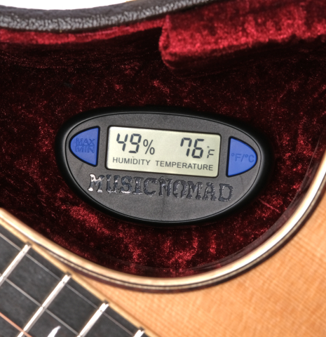 MusicNomad HONE - Guitar Hygrometer - Humidity &amp; Temperature Monitor (MN312)