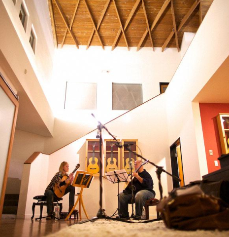 &quot;In Dulci Jubilo&quot; A Classical Guitar Christmas by Eva Beneke