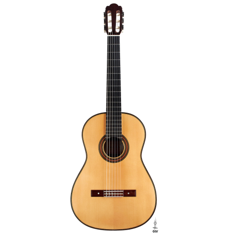 The front of a 2021 Manuel Adalid &quot;Torres&quot; classical guitar made of spruce and Indian rosewood