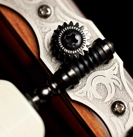 The tuning machines of a 2021 Manuel Adalid &quot;Torres&quot; classical guitar made of spruce and Indian rosewood