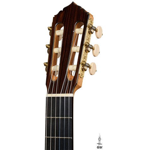 The headstock of a 2025 Colin van Aelbrouck "Rodriguez" classical guitar made of spruce and maple