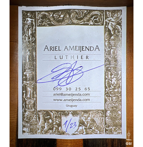 The label of a 2023 Ariel Ameijenda &quot;Confessional&quot; classical guitar made of cedar and Uruguayan blackwood