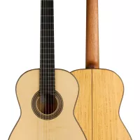 Kevin-Aram-classical-guitar-