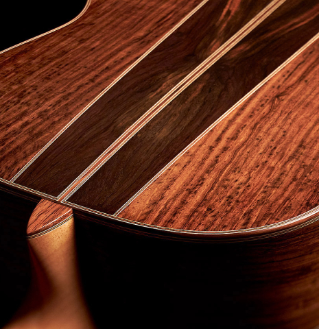 The heel and four-piece back of a 2022 Ariel Ameijenda "Confessional" made of alerce and CSA rosewood