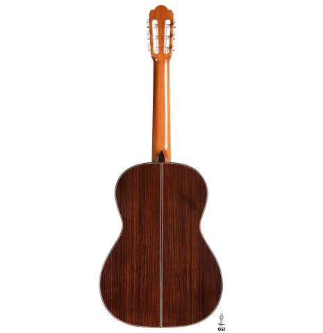 The back of a 2022 Asturias "Custom S" classical guitar made of spruce and Indian rosewood with a 630 mm scale.