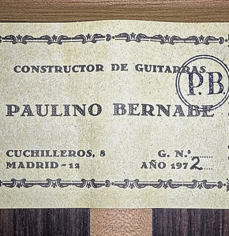 The label of a 1972 Paulino Bernabe classical guitar made of cedar and Indian rosewood