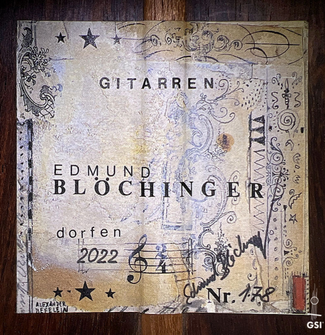 This is the label of a 2022 Edmund Blöchinger SP/CSAR classical guitar