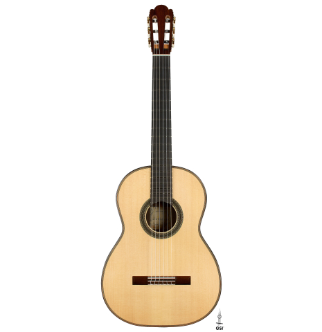 The front of a 2025 Edmund Blöchinger "Llobet" classical guitar made of spruce and CSA rosewood