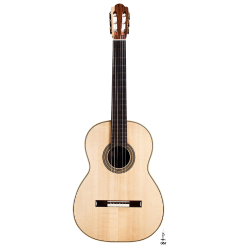 The front of a 2017 Florian Blöchinger classical guitar made of spruce and CSA rosewood