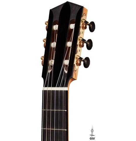 The headstock of a 2024 Elias Bonet classical guitar made of spruce and maple