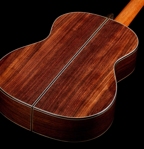 The back and sides of a 2024 Eduardo Bossa classical guitar made of spruce and Indian rosewood