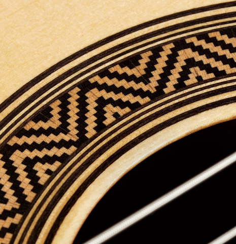 Detail of the rosette of a 2024 Eduardo Bossa classical guitar made of spruce and Indian rosewood