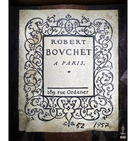 The label of a 1957 Robert Bouchet classical guitar made with spruce and CSA rosewood.