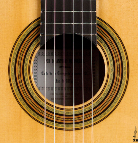 The rosette of a 2021 Kenneth Brogger "1864 Torres" classical guitar made of spruce and CSA rosewood