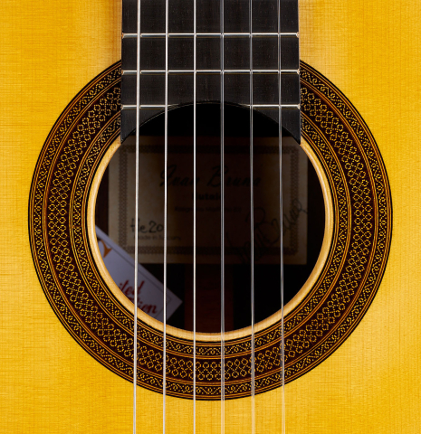 The rosette of a 2023 Ivan Bruna "Limited Edition" classical guitar made of spruce and Indian rosewood