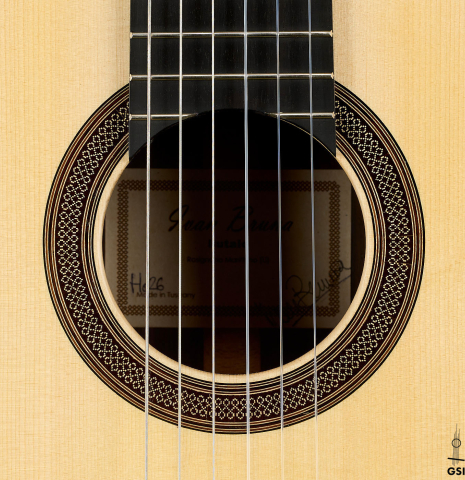 The rosette of a 2025 Ivan Bruna classical guitar made of spruce and Indian rosewood