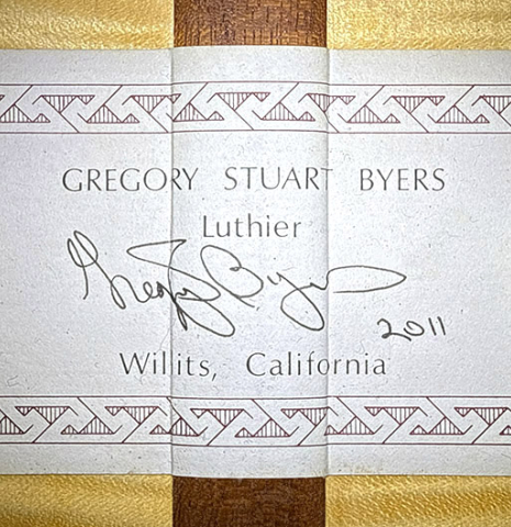 The label of a 2011 Gregory Byers "630 Lattice" classical guitar made of spruce and maple