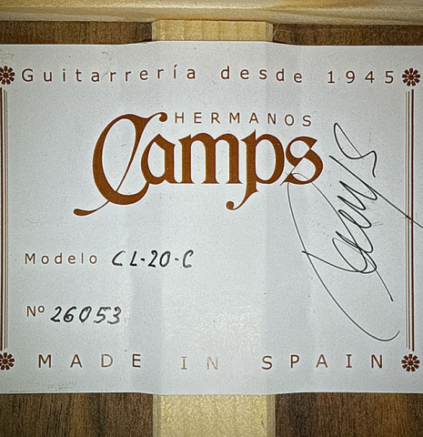 The label of a 2026 Hermanos Camps "CL20-C" classical guitar made of cedar and exotic ebony