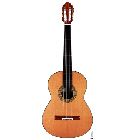 The front of a 2022 Vicente Carrillo "Primera Especial" made with cedar and African rosewood