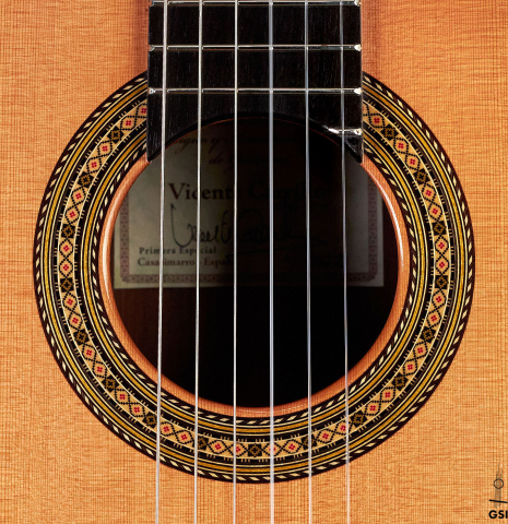 The rosette of a 2022 Vicente Carrillo "Primera Especial" made with cedar and African rosewood